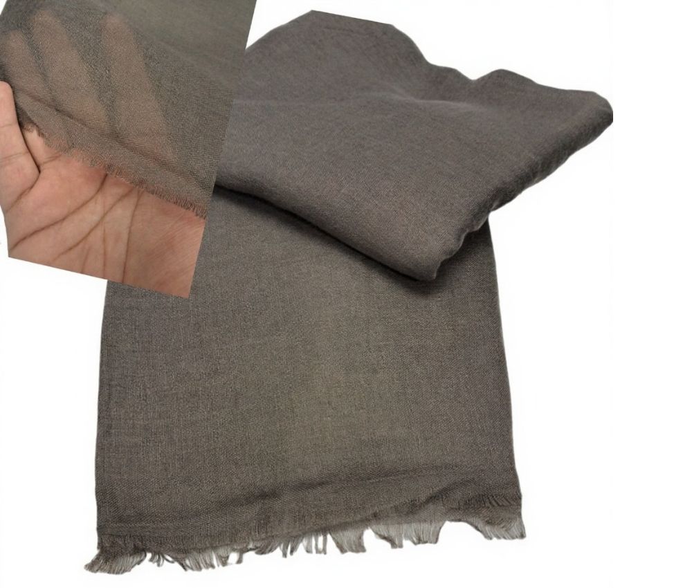 Light-weight shawl with Jafsa